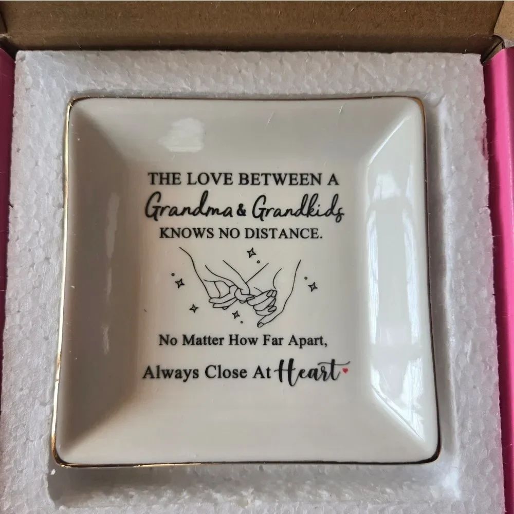 Grandmas Trinket Tray NWT